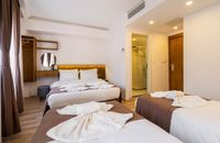 Deluxe Room - 3 Persons