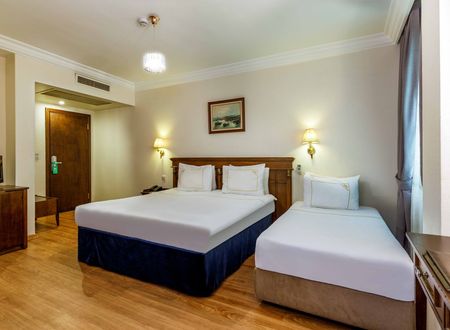 turkey/istanbul/fatih/goldencrownhotel117def3f.jpg