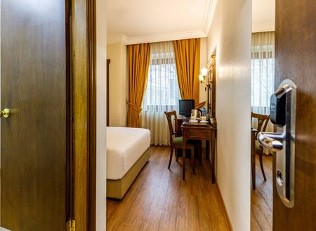 turkey/istanbul/fatih/goldencrownhotel16d7d53e.jpg