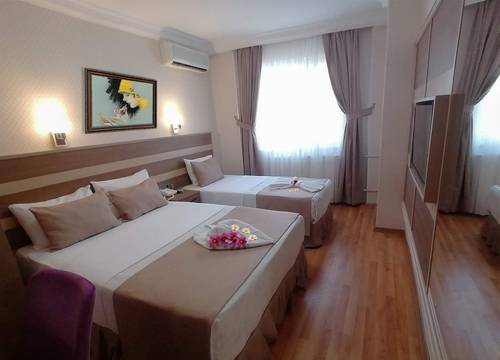 turkey/istanbul/fatih/hotelsembol1f020672.jpg