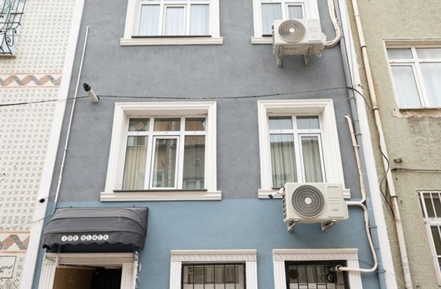 turkey/istanbul/fatih/joeblackaparte4003609.jpg