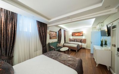 Solomons Mansion Hotel · 4