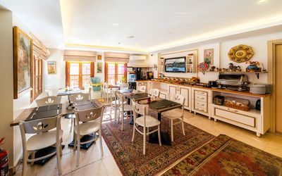 Sultan House · 4
