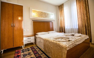 The New Season Hotel · 3