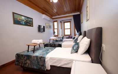 The Trip Hotel · 4