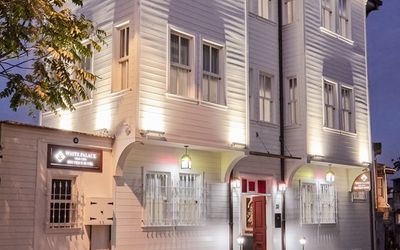 White Palace Old City Hotel · 2