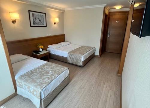 turkey/istanbul/fatih/yavuzotelistanbul456714aa.jpg