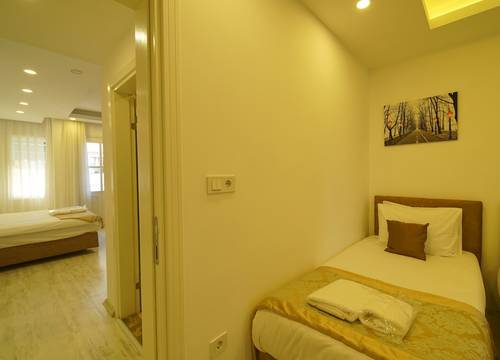 turkey/istanbul/fatih/zeugmahotelsultanahmetce5327aa.jpg