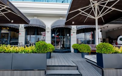 Frt Airport Hotel · 3