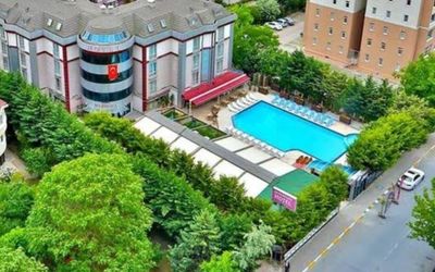 Gardan Hotel · 3
