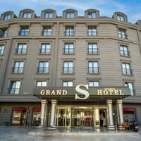 Grand S Hotel