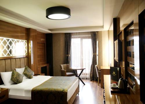 turkey/istanbul/gumuspalacehotelsuitesfa8a6616.jpg