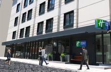 turkey/istanbul/holidayinnexpressistanbulatakoymetrootel.jpg