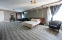 King Room - Balkonlu - Somine