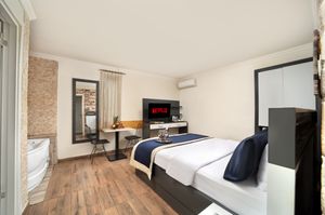 turkey/istanbul/istanbulhotelsuites6326a7ed.jpg