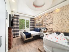 Lux Suite