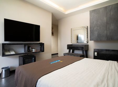 turkey/istanbul/kadikoy/lacielohotelbostanci73687f08.jpg