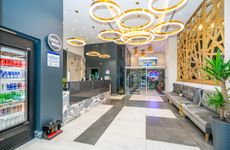 turkey/istanbul/kadikoy/thegatekadikoydowntownc9eee8a8.jpg