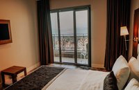 Pokój typu Deluxe z widokiem na morze i balkonem