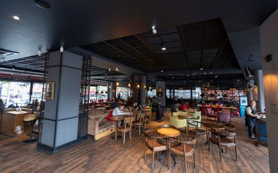 World Point Hotel · 4