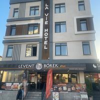 La Vie Suit Otel