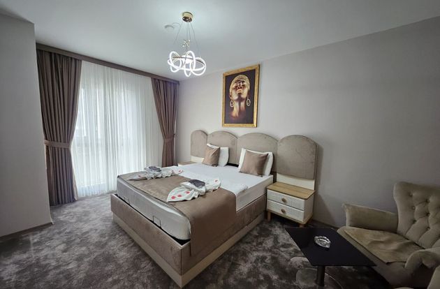 turkey/istanbul/leylasuit05875e31.jpg