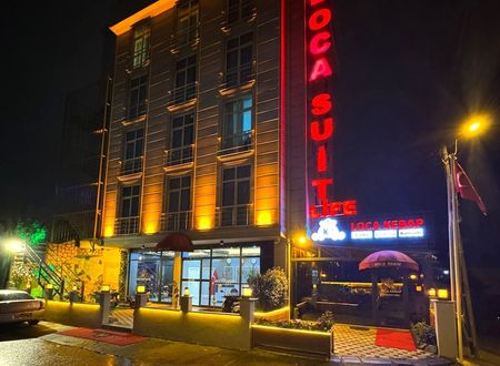 turkey/istanbul/locasuit3404620c.jpg