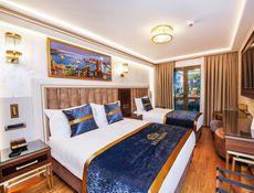 DELUXE ÜÇ KİŞİLİK ODA