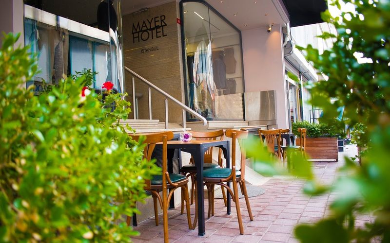 Mayer Hotel · 1