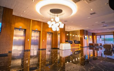 Mayi Hotel · 4