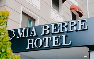 Mia Berre Hotels · 2
