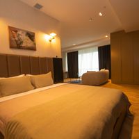 Moncher Hotel