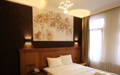 New House Hotel · 3