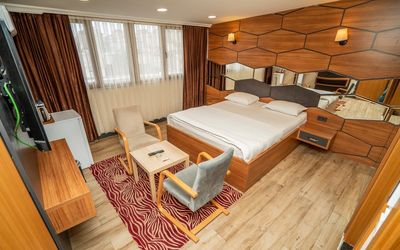 216 Hill Suites · 2