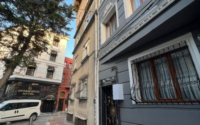 Pequena Casa Apart · 3