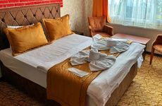 turkey/istanbul/rosesuit8edf5a25.jpg