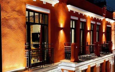 Ruz Hotels · 4