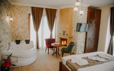 Sea House Hotel · 5