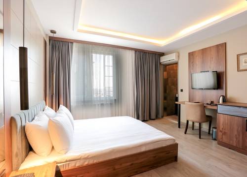 turkey/istanbul/sisli/arachhotelharbiye43445539.jpg