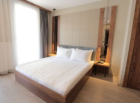 turkey/istanbul/sisli/arachhotelharbiye5272692b.jpg