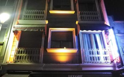 Solo Suites Hotel · 4
