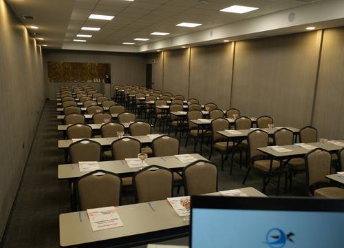 turkey/istanbul/ucarroyalhotelvekonferanssalonu48ee76b9.jpg