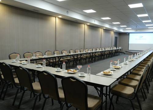 turkey/istanbul/ucarroyalhotelvekonferanssalonu8e34396c.jpg