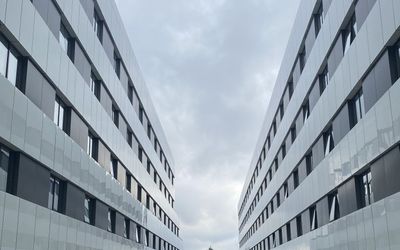 Bof Hotels Business · 3