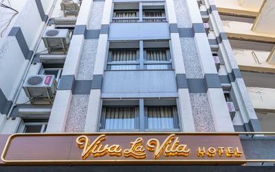 Viva La Vita Bornova · 2