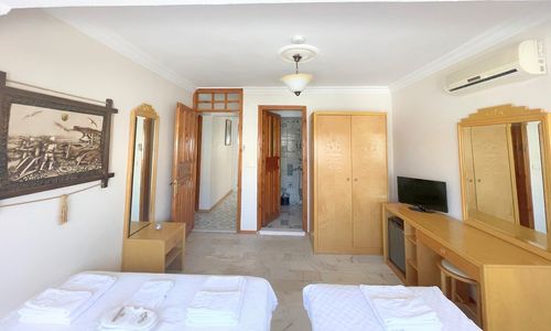 turkey/izmir/cesme/alacatiantikmotel14402b15.jpg