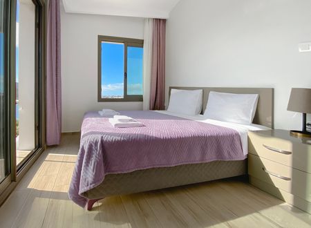 turkey/izmir/cesme/azizepalasapart19f26203.jpg