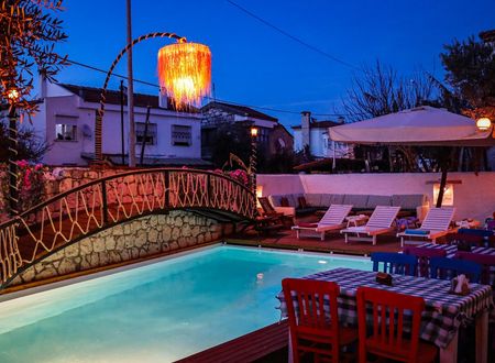 turkey/izmir/cesme/bhousealacati0cdd6804.jpg