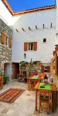 Bo Alacati