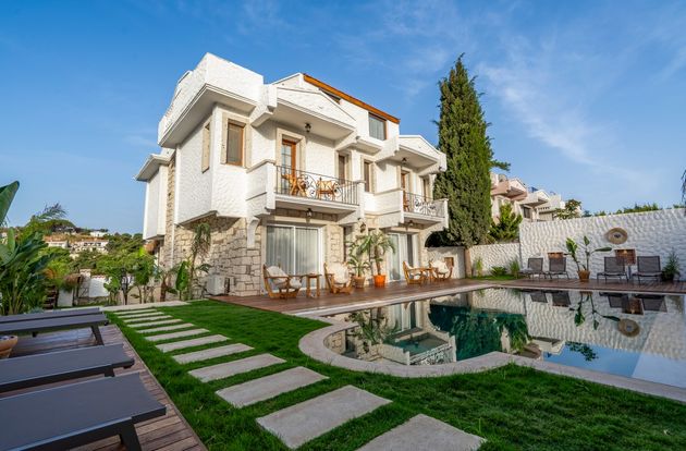 turkey/izmir/cesme/bugraalacatibutikotel99ba74d0.jpg